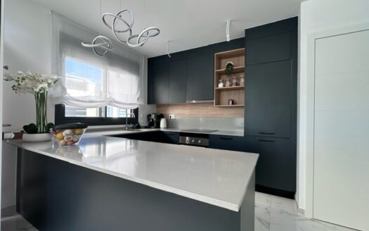 Charming 3-bedroom resale home in Los Montesinos – Alicante