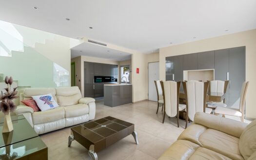 Villa Ciudad Quesada