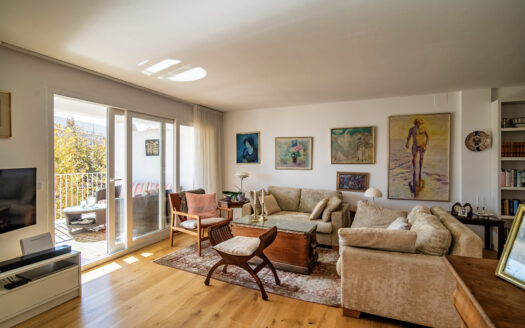 Exclusive Investment Apartment on the Frontline of Arenal Beach, Jávea