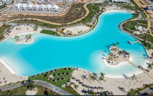 Luxury villa on the Santa Rosalia Lake Resort – Murcia